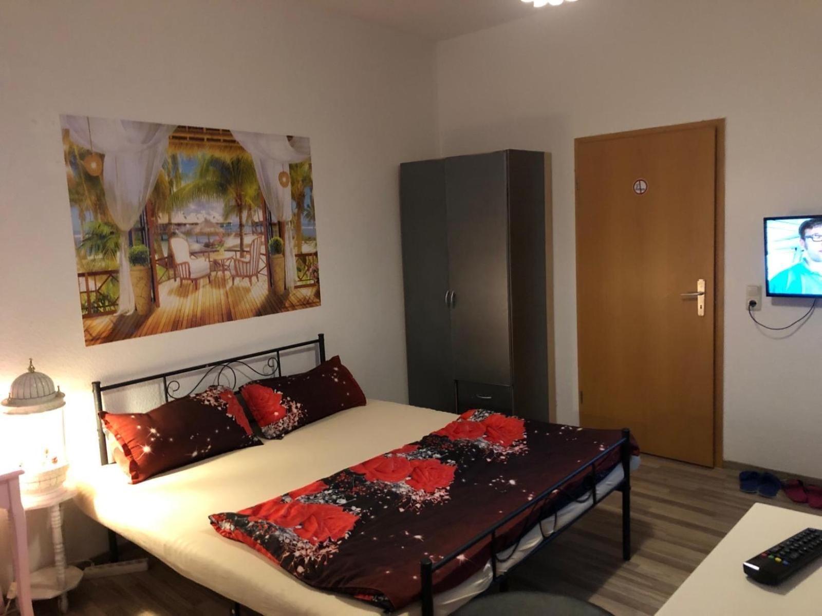 Ferienzimmer Healing Und Montuerwohnung Weißenfels Exterior foto