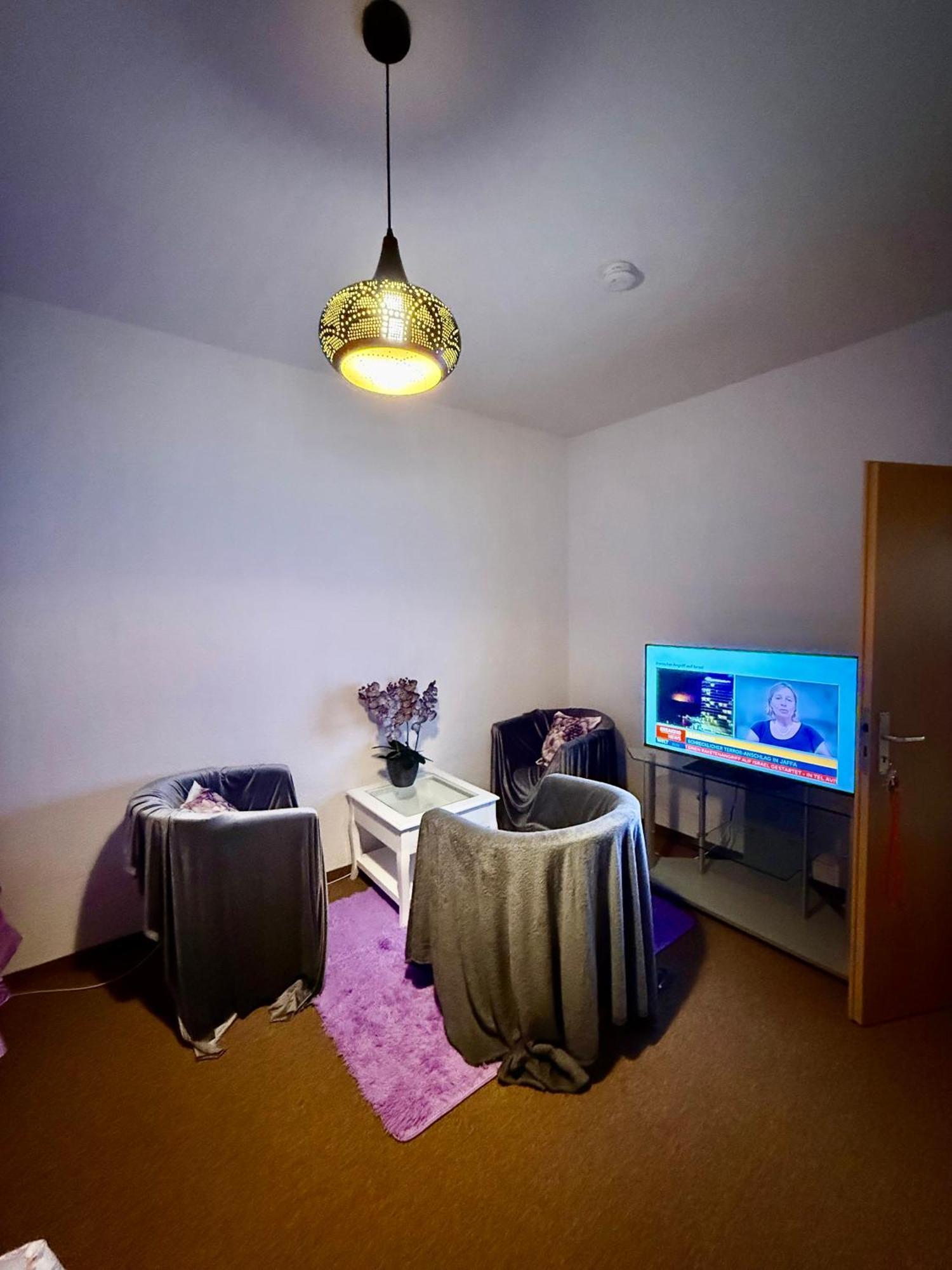 Ferienzimmer Healing Und Montuerwohnung Weißenfels Exterior foto